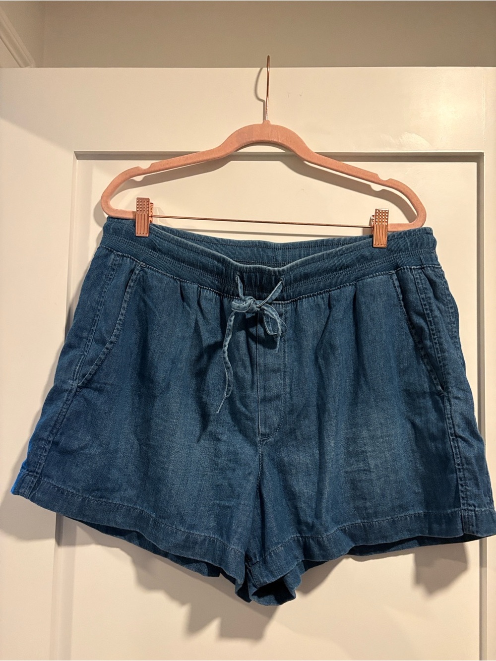 Women's GAP Casual Drawstring Denim-Look Shorts - Blue